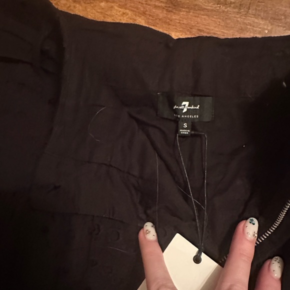 7 For All Mankind Black Lace Shorts - Picture 2 of 5